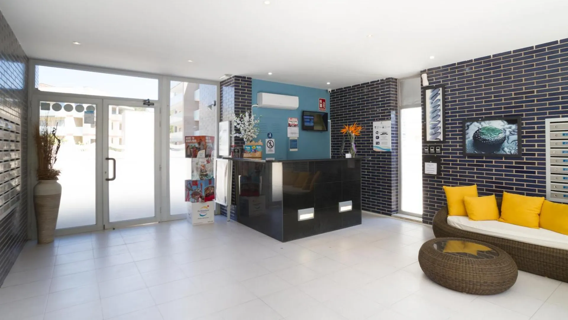 Ibersol Spa Aqquaria Suites Salou España